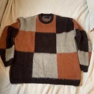 Design Fluffy Knit checkerboard sweater
